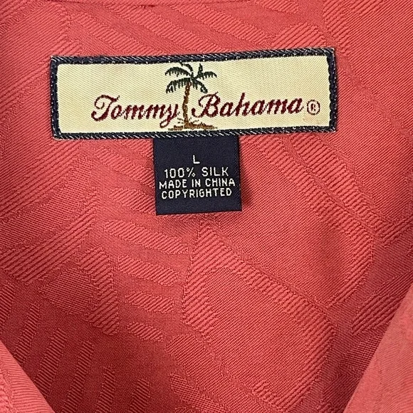 Men’s Tommy Bahama silk shirt with tropical imprint. Size large. GUC - Picture 5 of 8
